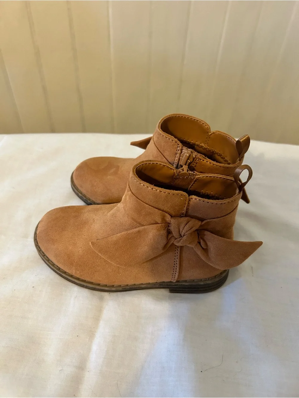 Gap Chelsea Toddler Vegan Suede Bow Ankle Boots/Cognac Brown/Size 9/NWOT